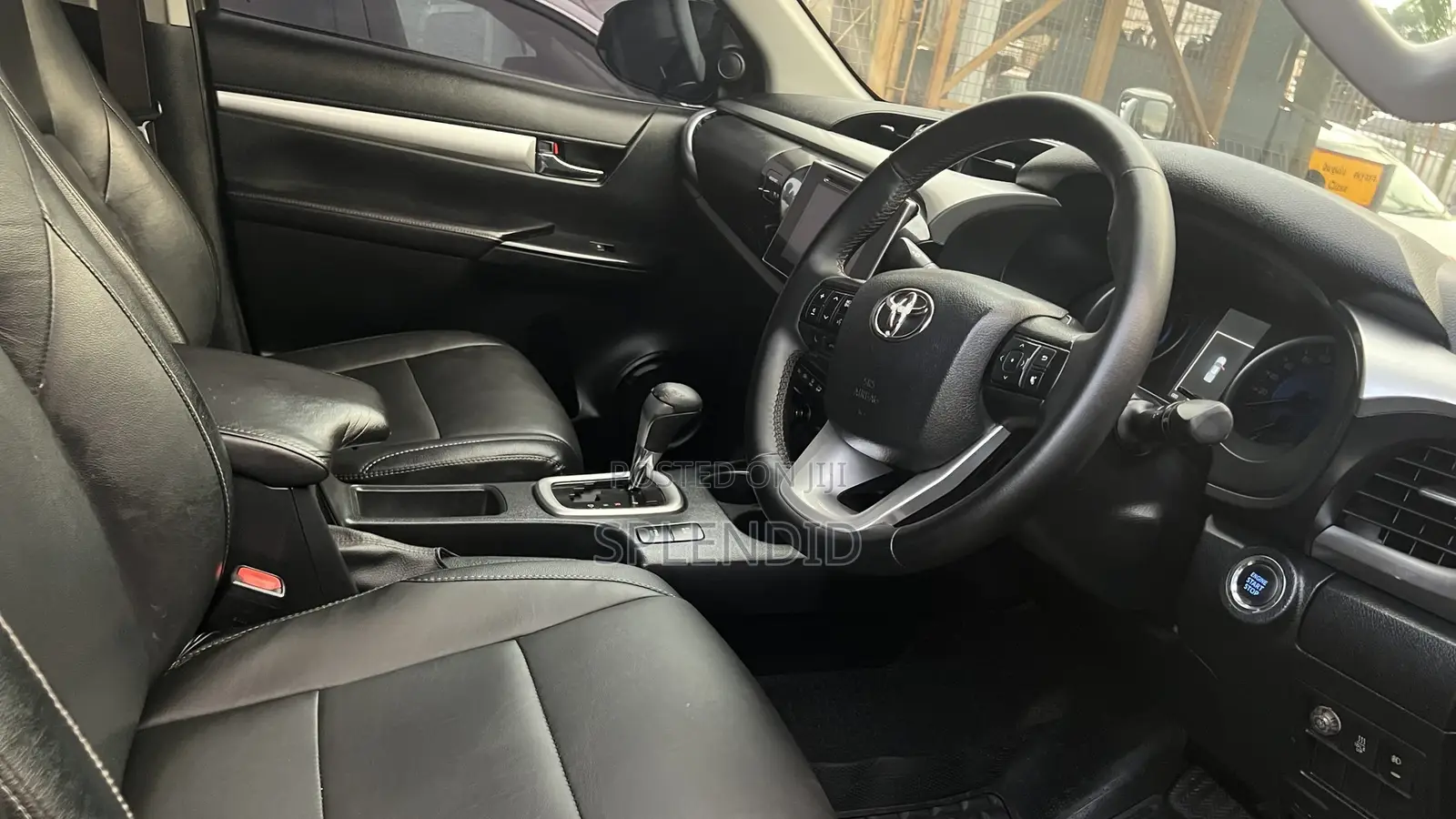Toyota Hilux 2016 Green