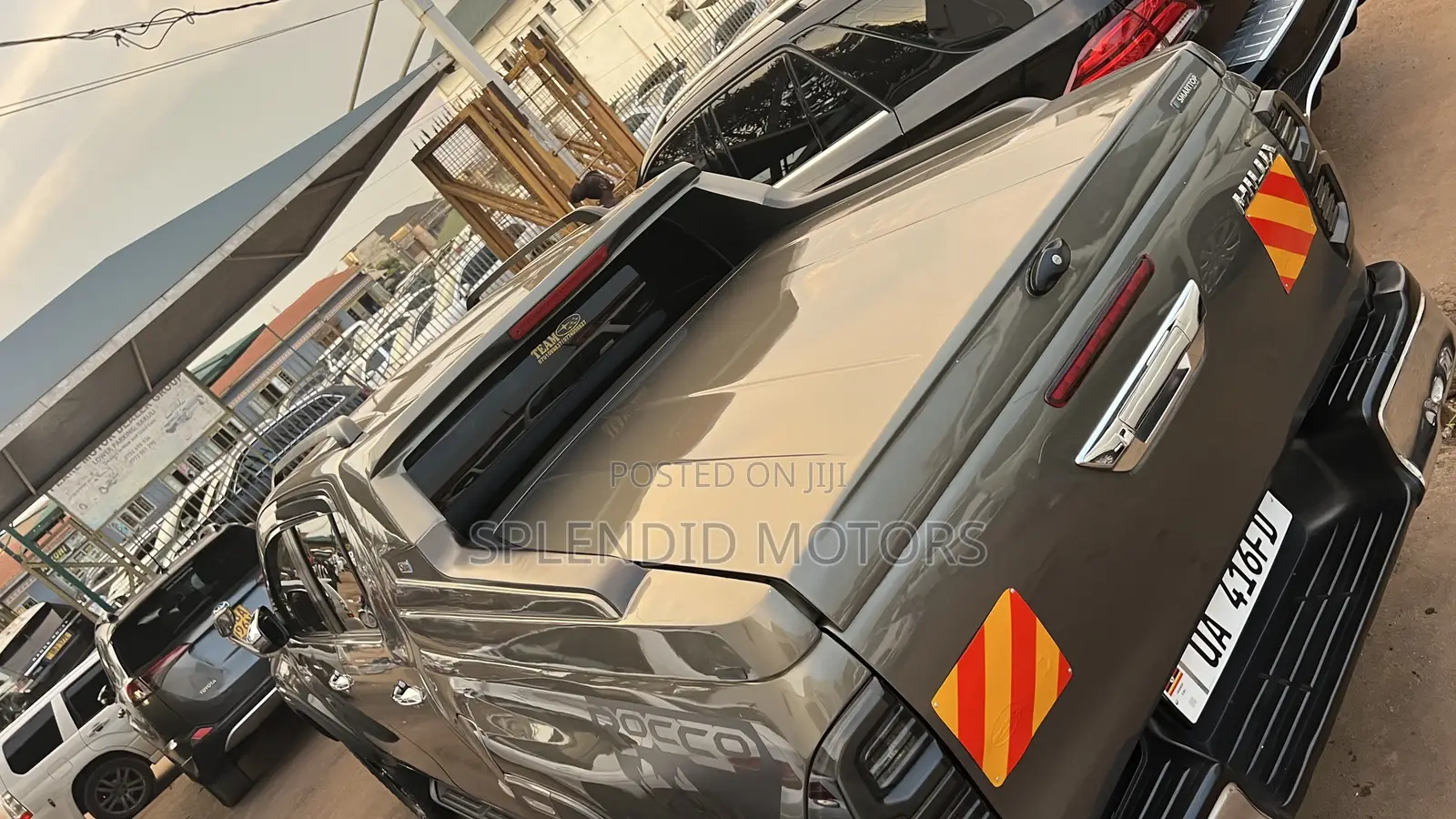 Toyota Hilux 2016 Green