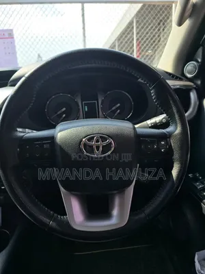 Toyota Hilux 2020 Silver