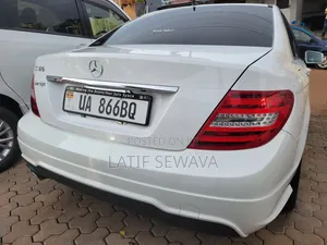 New Mercedes-Benz C-Class C 200 Kompressor (W204) 2010 White