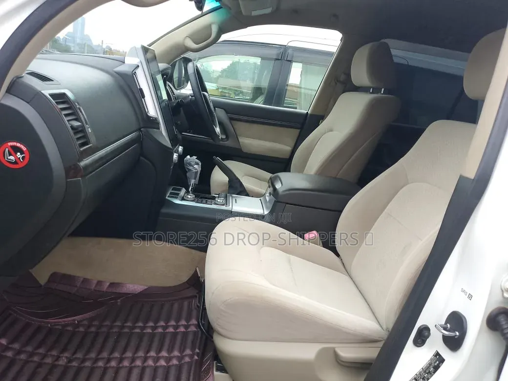 Toyota Land Cruiser 100 4.7 Executive 2008 White