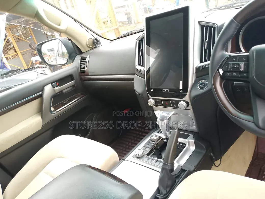 Toyota Land Cruiser 100 4.7 Executive 2008 White
