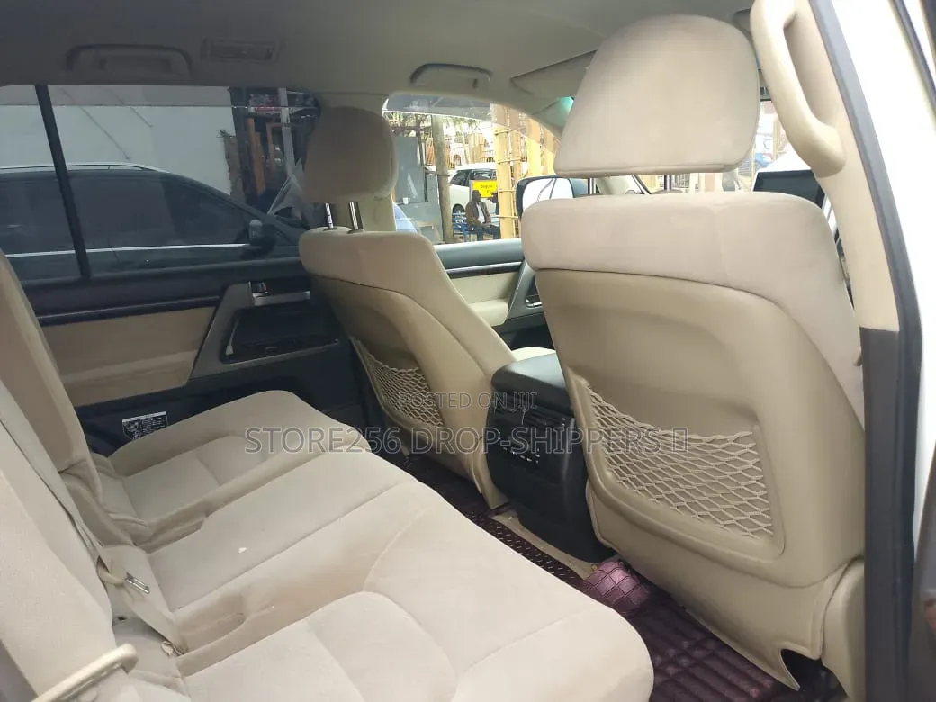 Toyota Land Cruiser 100 4.7 Executive 2008 White