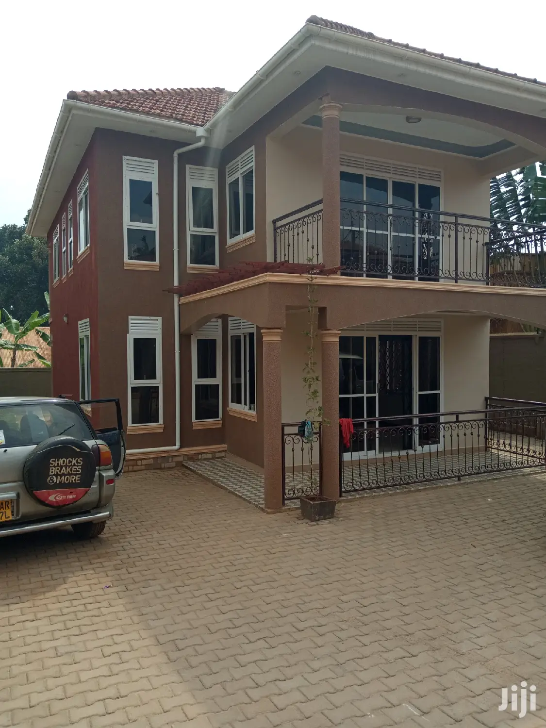 House in Naalya for Sell