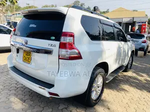 Toyota Land Cruiser Prado 3.0 190hp 2017
