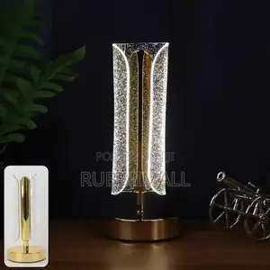 Curved Acrylic Lamp