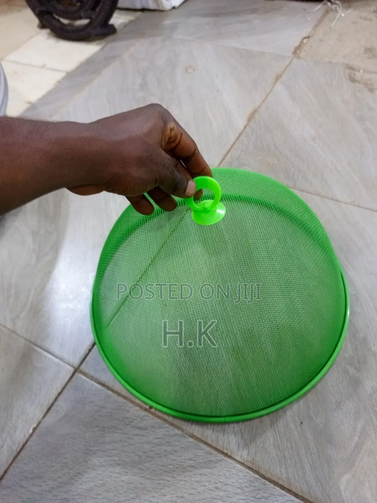 Dome-Shaped Metal Mesh Food Cover