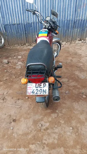 Bajaj Boxer 100 2022 Red