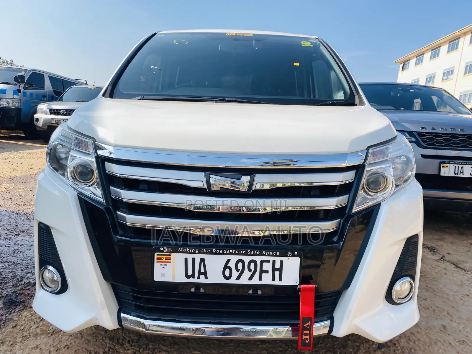 Toyota Noah 2017