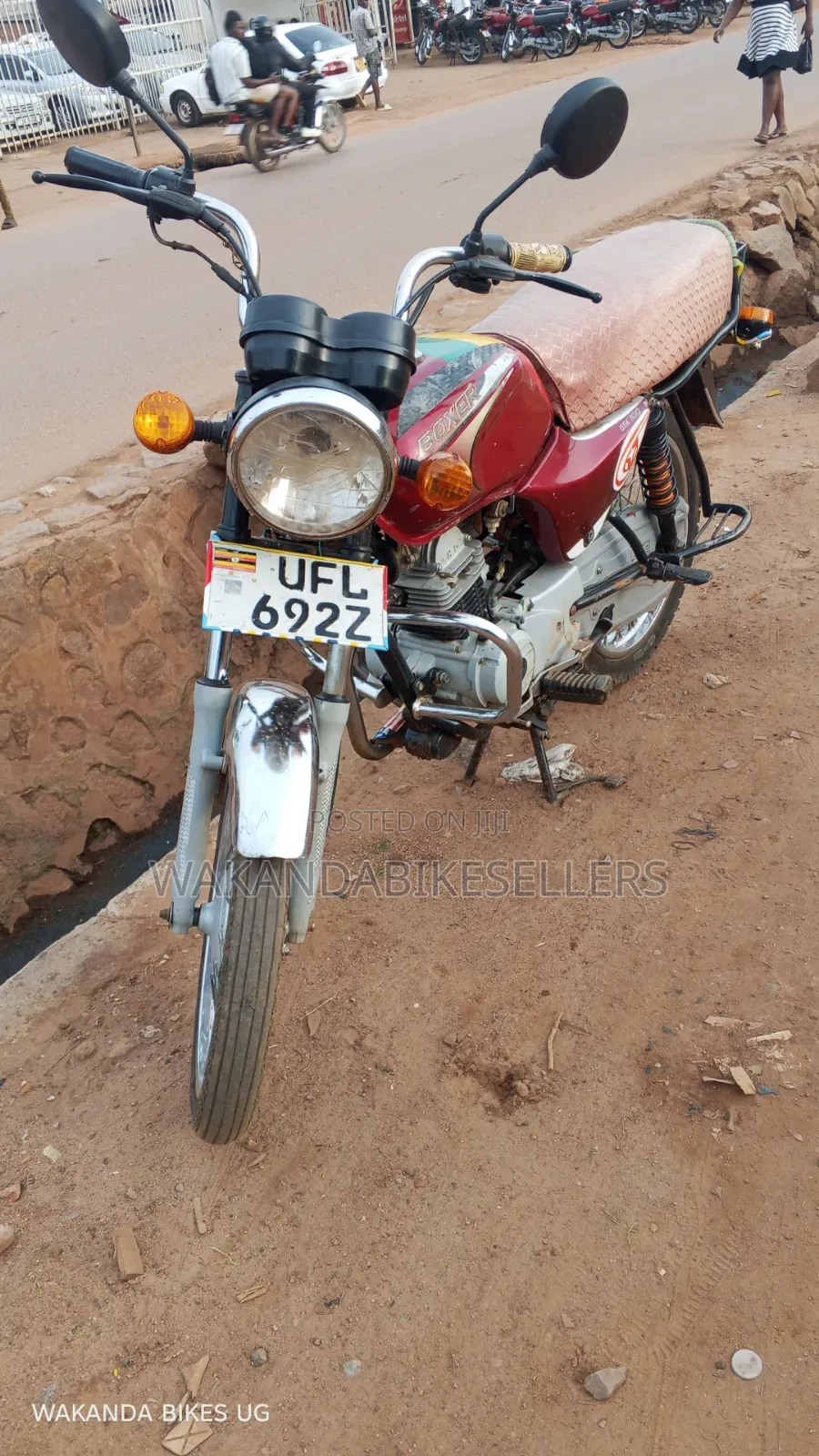 Bajaj Boxer 100 2022 Red