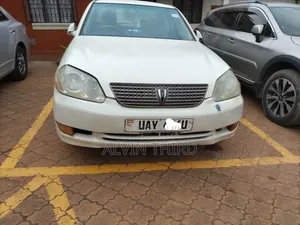 Toyota Mark II 2000 White