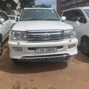Toyota Land Cruiser Cygnus 4.7 2007 White