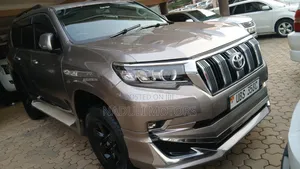 Toyota Land Cruiser Prado 2015