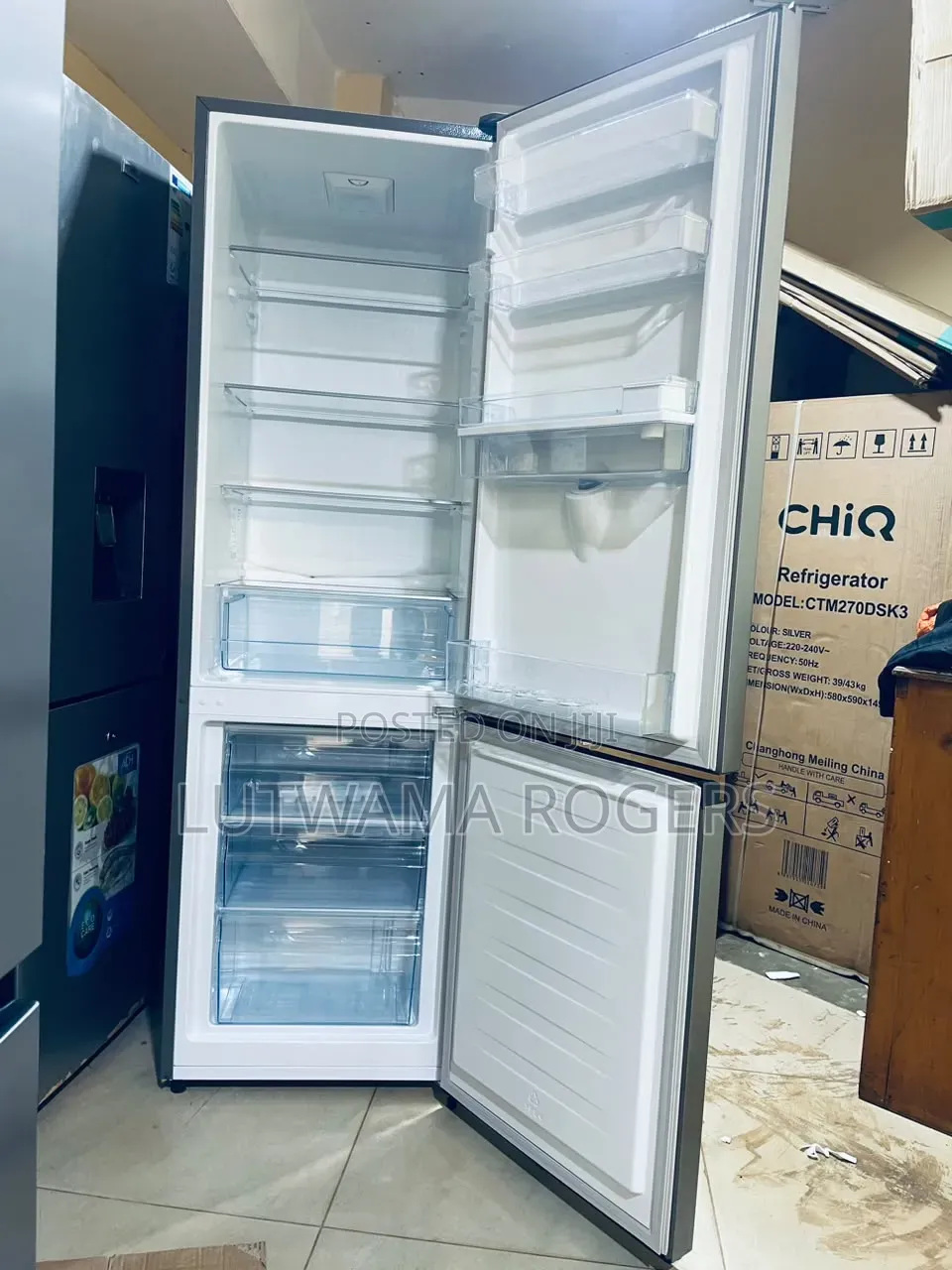 Hisense Fridge 341ltrs
