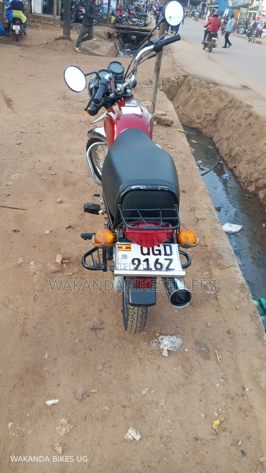 Bajaj Boxer 100 2024 Red