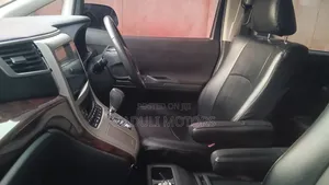 Toyota Alphard 2.4 Petrol FWD 2012 White