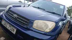 Toyota RAV4 1.8 2005 Blue
