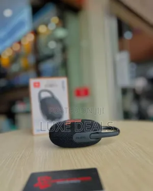 JBL Clip 5