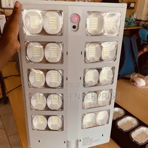 3000W All-in-One Solar Street Light -Inbuilt Panel &Remote