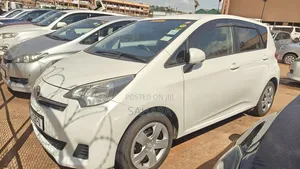 Toyota Ractis 2011 White