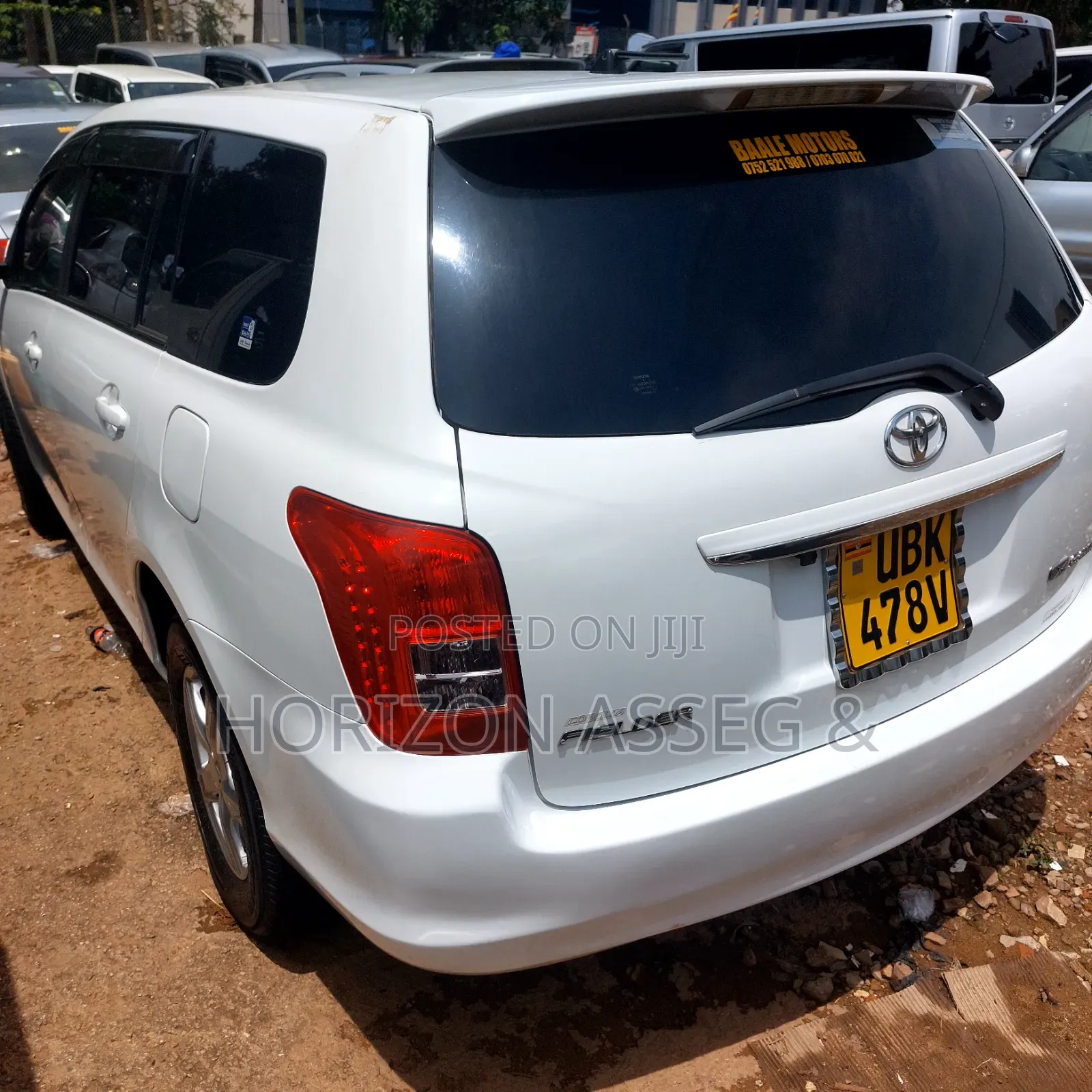 Toyota Corolla Fielder 1.5 Petrol FWD 2011 White