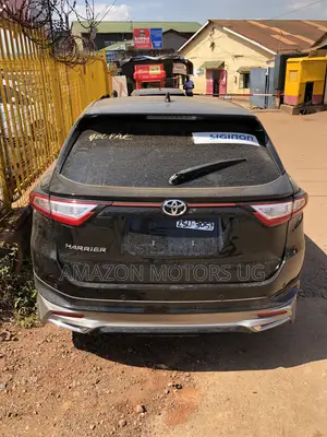 Toyota Harrier 2.0 4WD 2017 Black