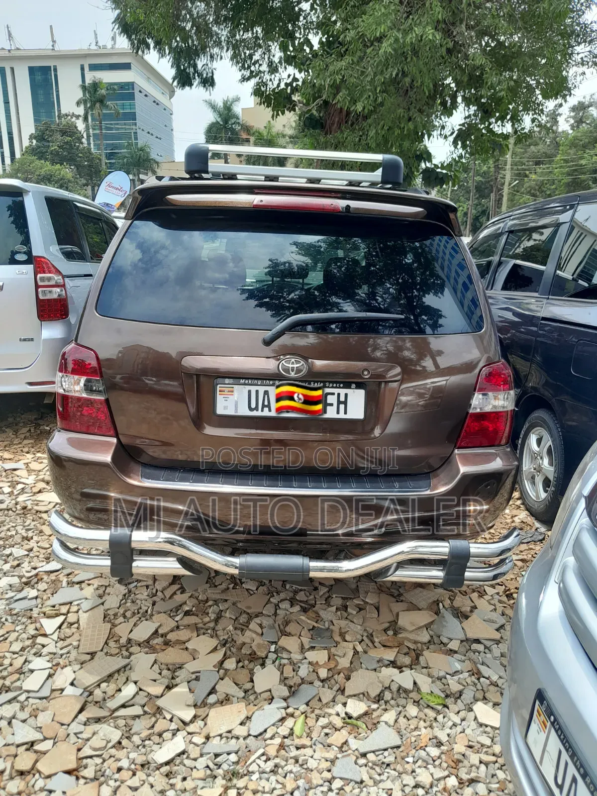 Toyota Kluger 2005 Brown