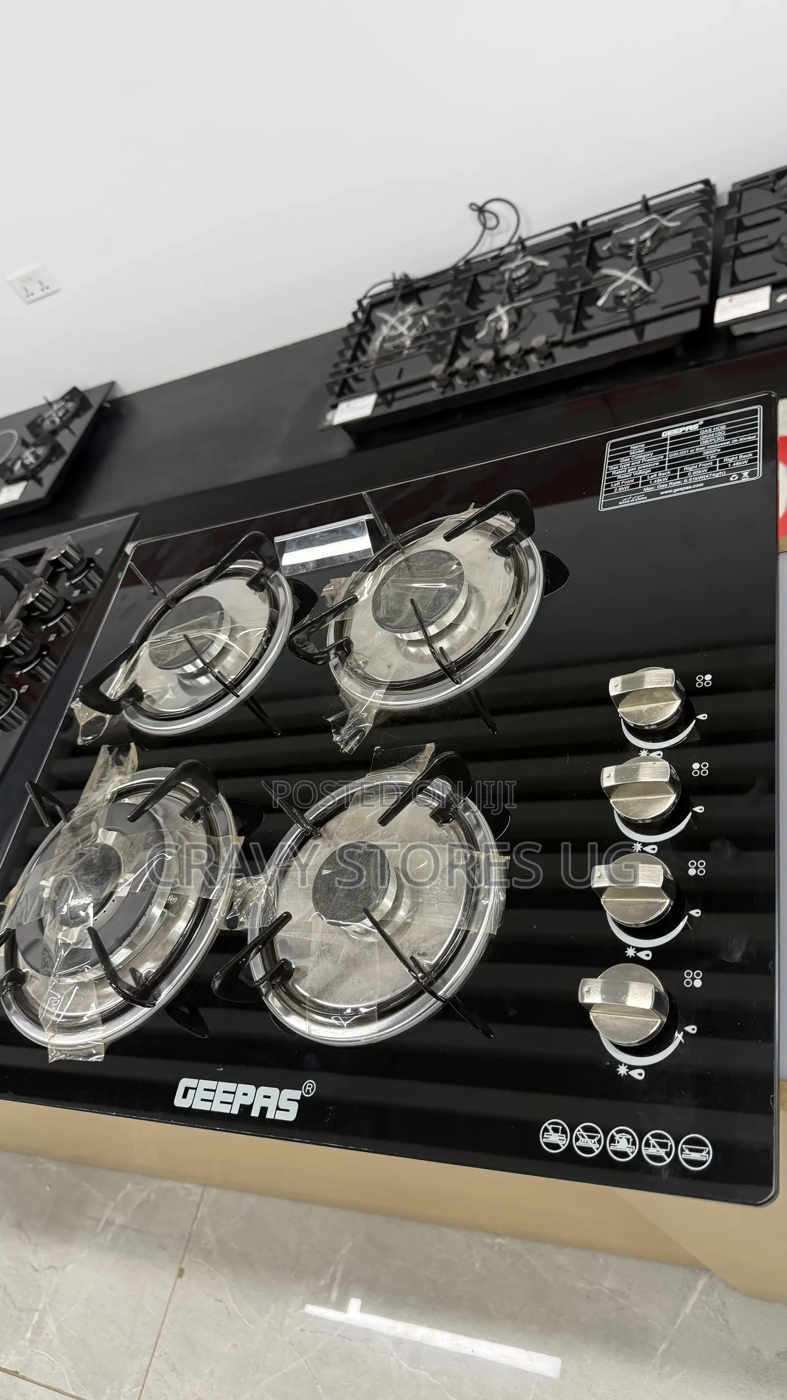 Geepas GK-4410Q Built-in Gas Hob With 4 Gas Plates & Auto Ignition