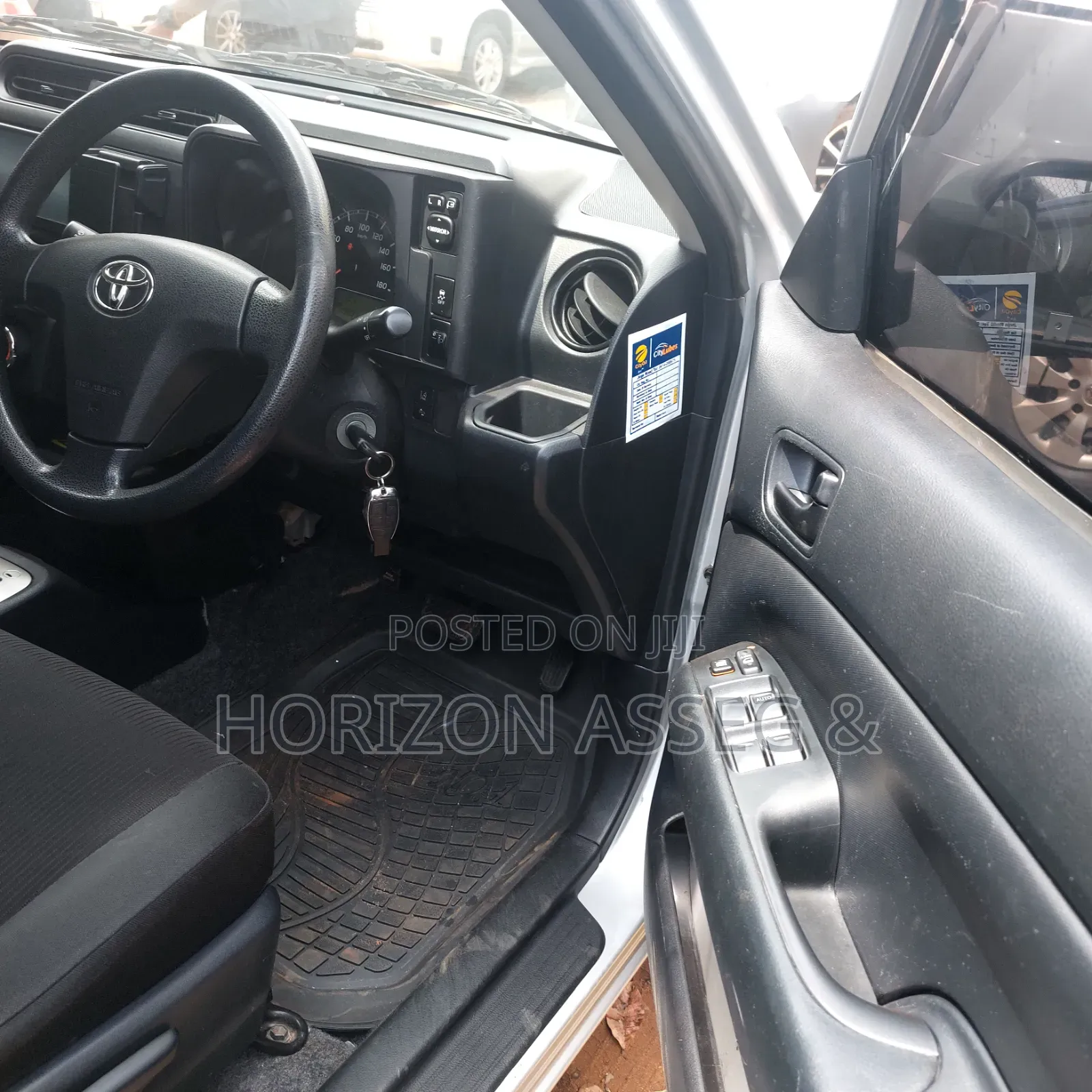 Toyota Probox 1.5 DX 2WD 2018 Silver