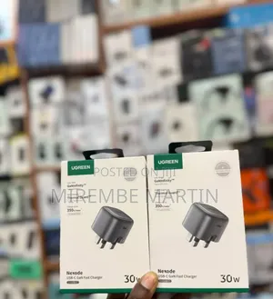 UGREEN Nexode 30W USB-C GaN Fast Charger