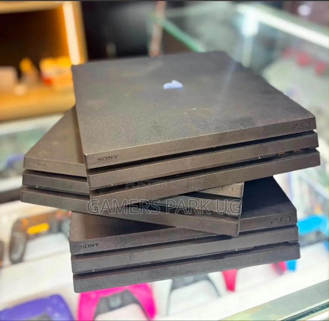 PlayStation 4 Pro Machine Chipped With 15 Games