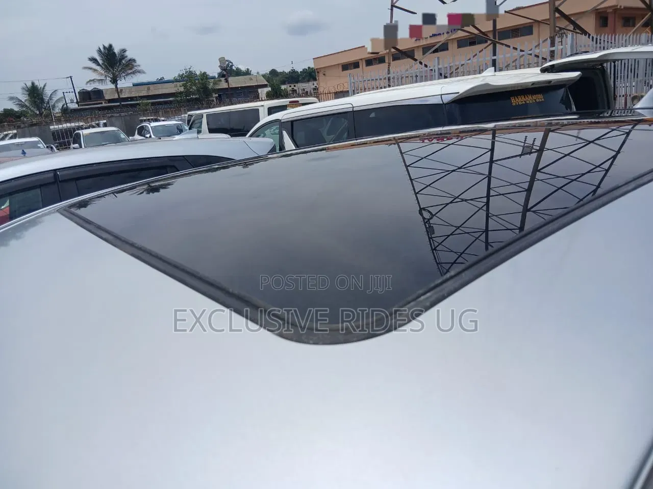 Toyota Harrier 2.0 4WD 2017 Silver