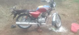 Bajaj Boxer 100 2012 Red