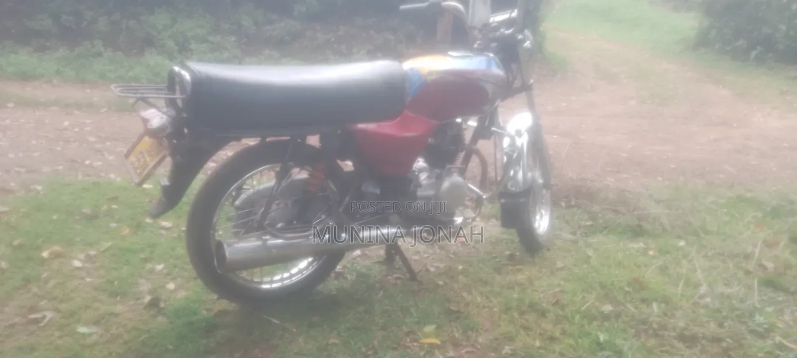 Bajaj Boxer 100 2012 Red