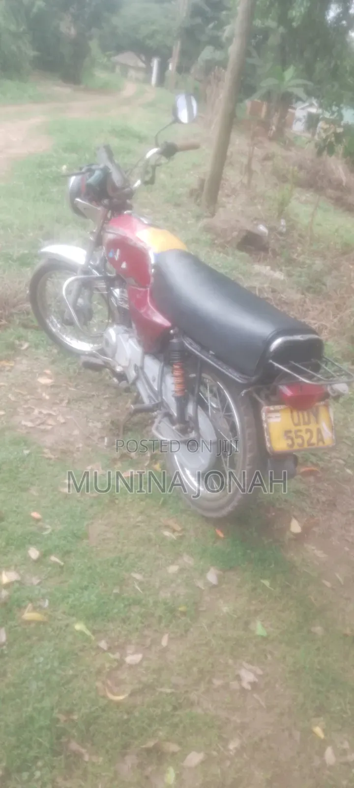 Bajaj Boxer 100 2012 Red