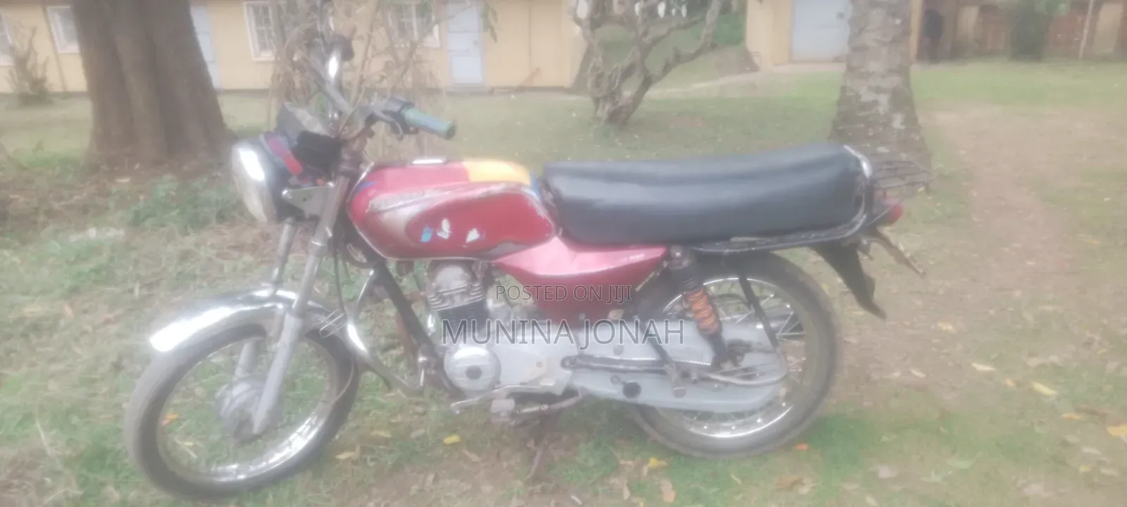 Bajaj Boxer 100 2012 Red
