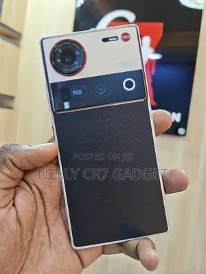 ZTE nubia Z70 Ultra 256 GB Black