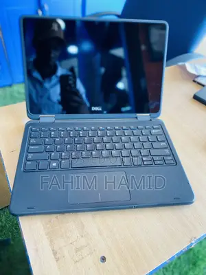 Laptop Dell Latitude 3189 4GB Intel Core i3 SSD 128GB