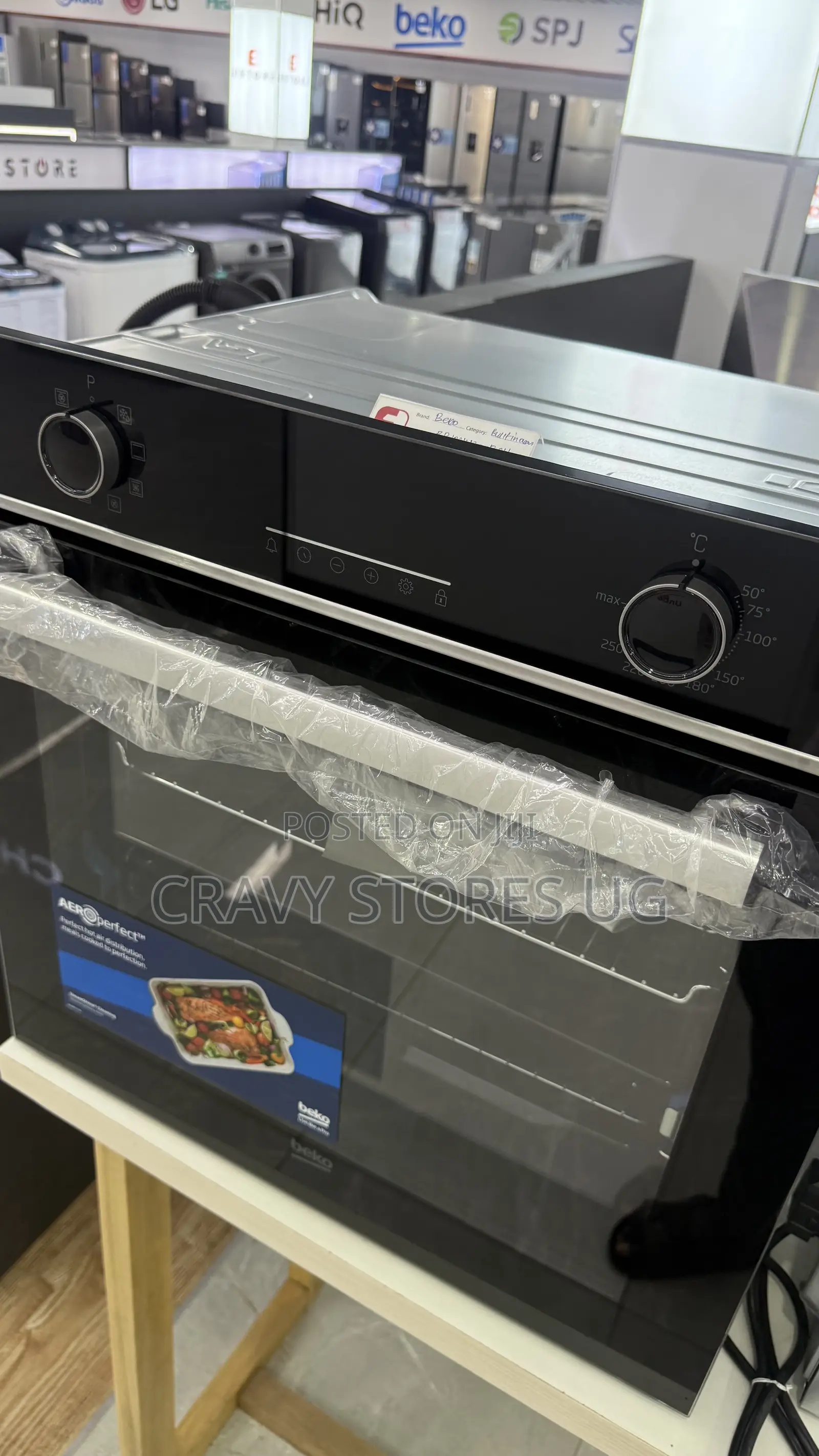 Beko 14300BCH 60Cm Builtin Oven With 2Bake Trays & Fan