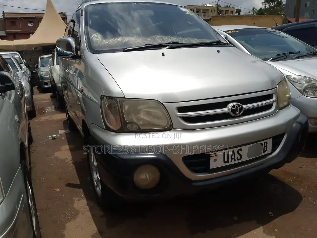 Toyota LiteAce Noah 1999 Silver