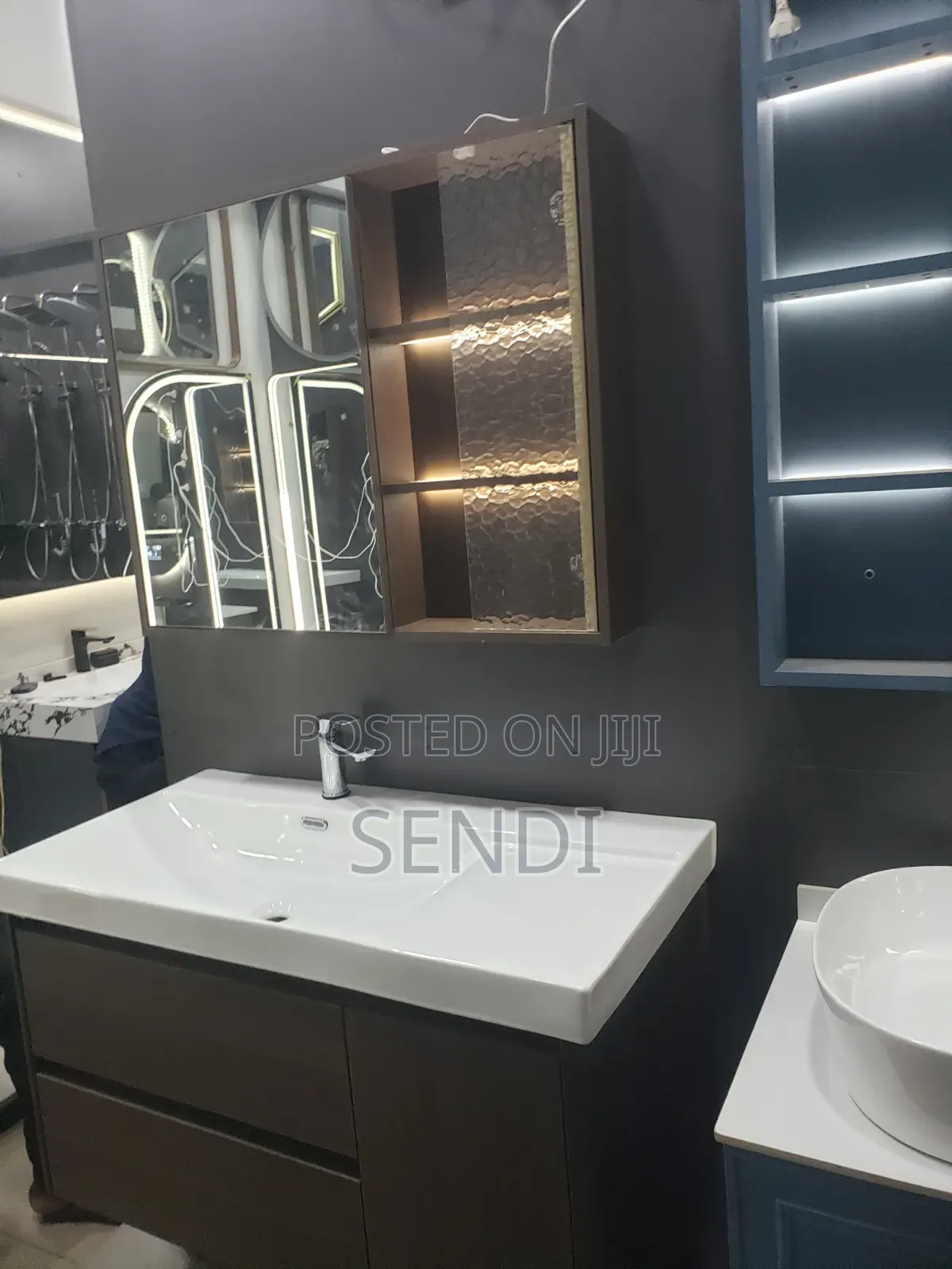 Modern Cabinet Set
