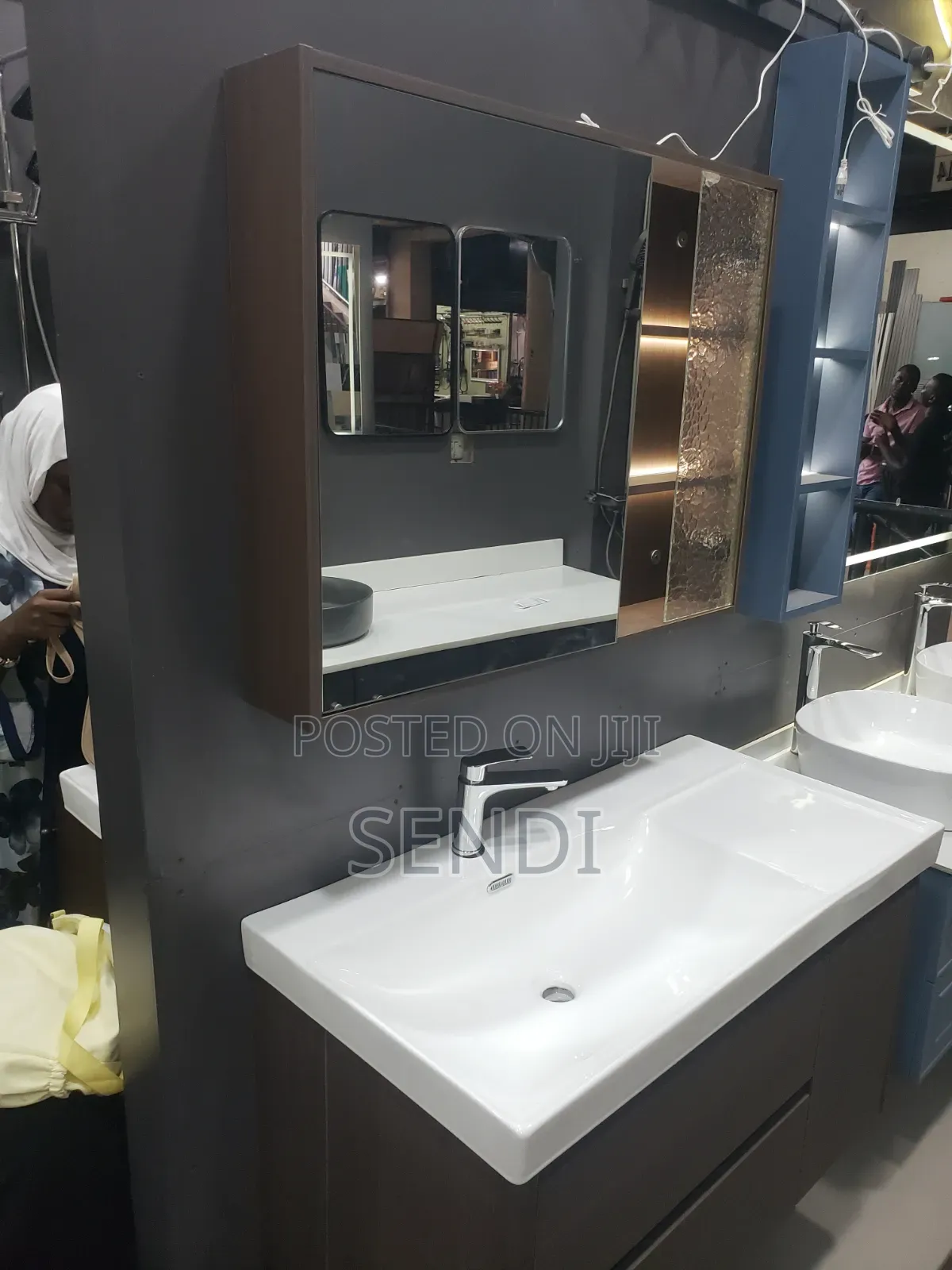 Modern Cabinet Set