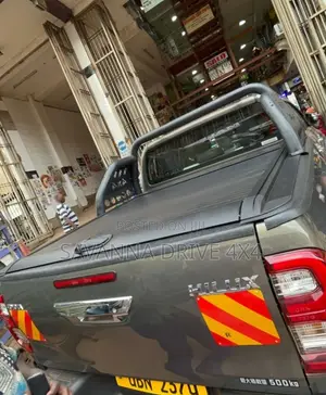 Manual Rolling Aluminum Cover