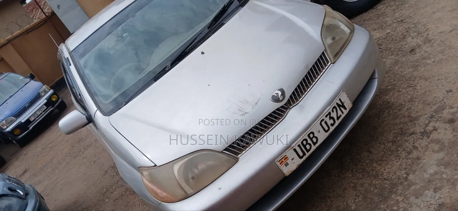 Toyota Platz 2001 Silver