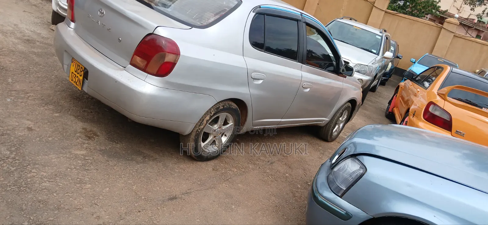 Toyota Platz 2001 Silver
