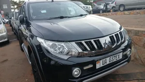 Mitsubishi L200 2018 Black