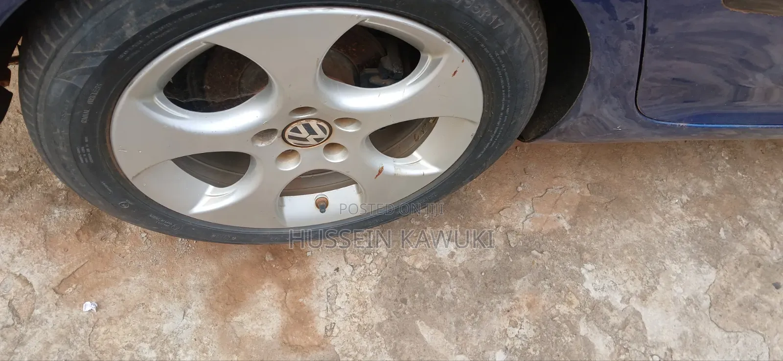 Volkswagen Golf 2004 Blue