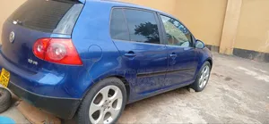 Volkswagen Golf 2004 Blue
