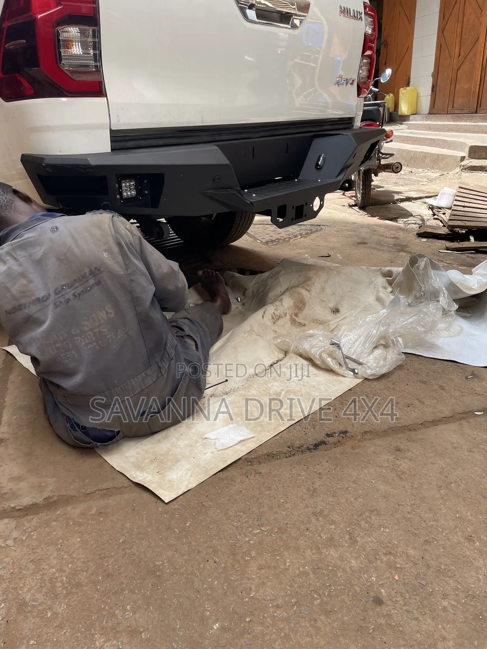 Hilux Revo Rear Guard