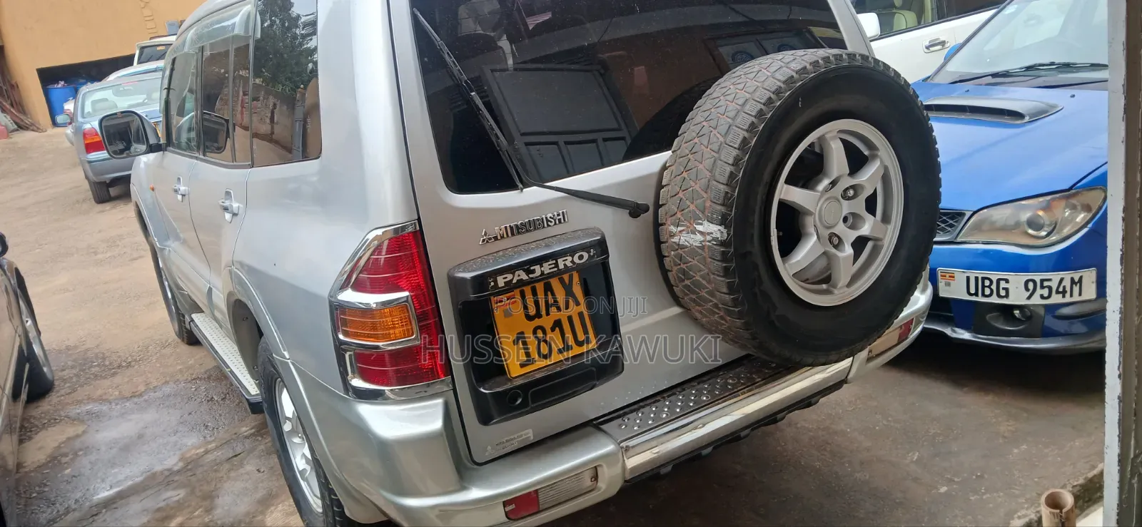 Mitsubishi Pajero 2000 Silver